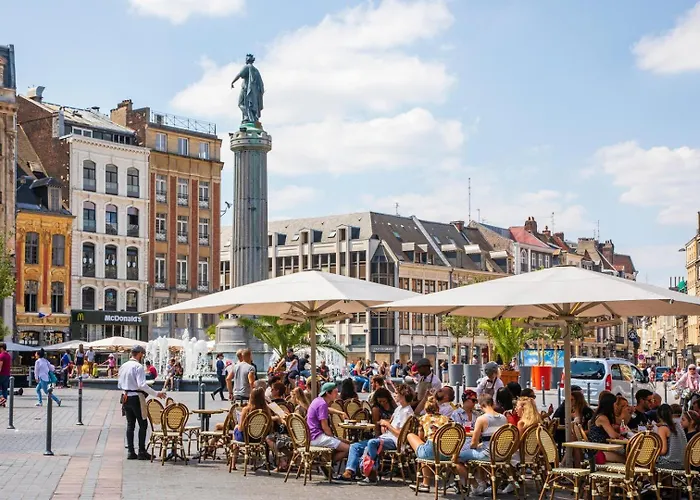 Bel Appartement Bien Situe Avec Balcon Et Parking