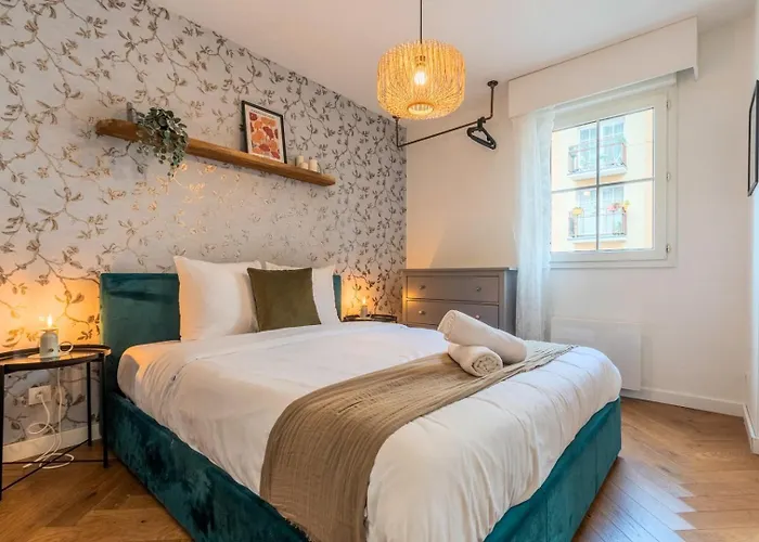 Bel Appartement Bien Situe Avec Balcon Et Parking
